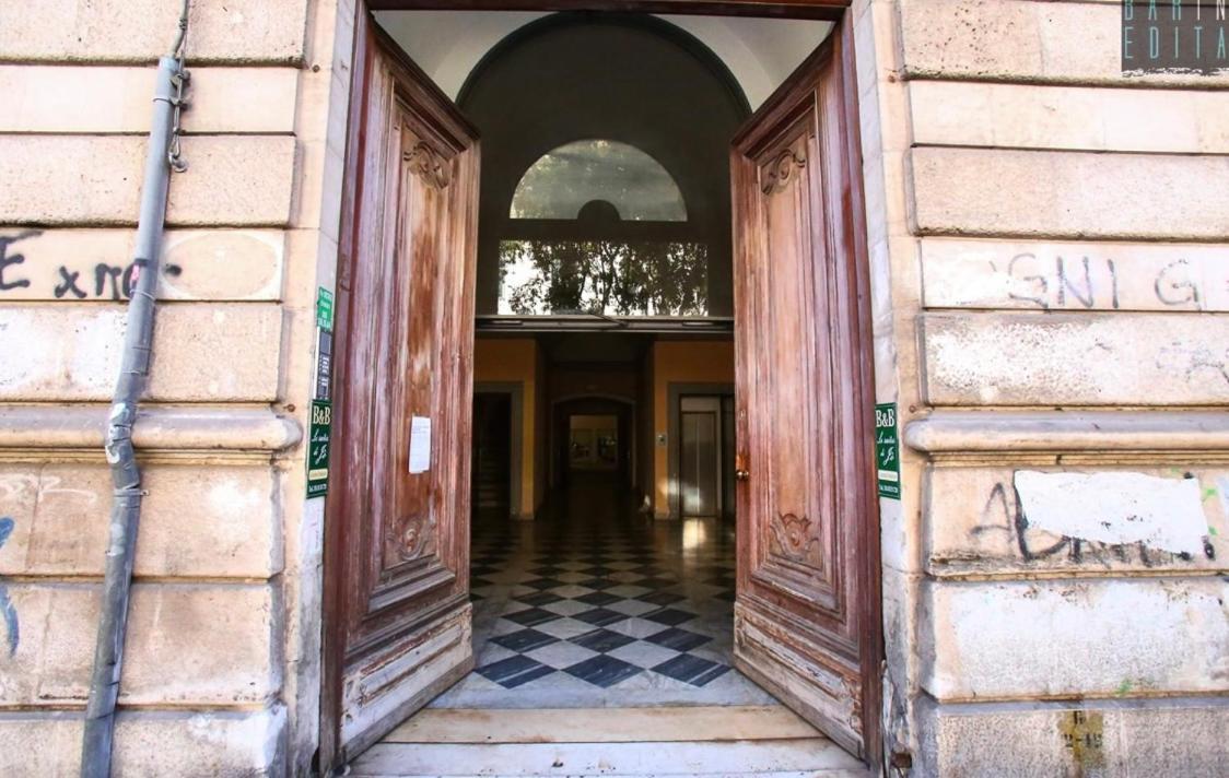 Apartmán Loft “Cinema Galleria” Bari Exteriér fotografie